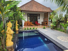 2 Villas - 2 Pools - Sleeps 9
